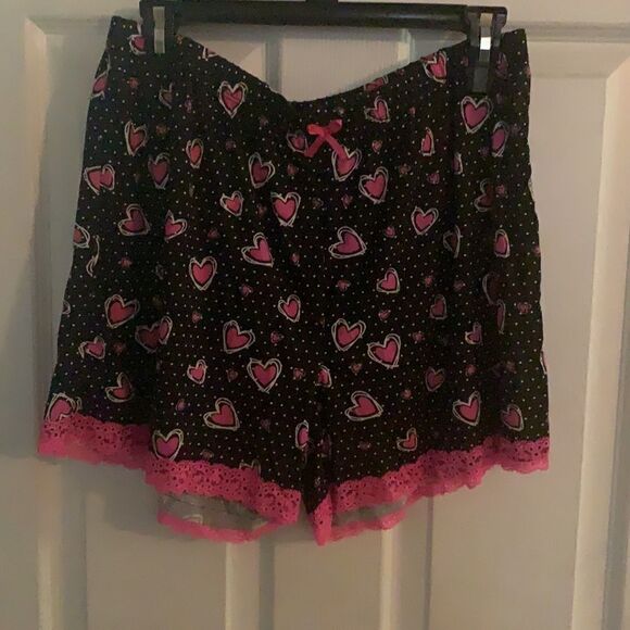 Two Piece Lace Trim Heart printed PJ short set - Picture 6 of 8